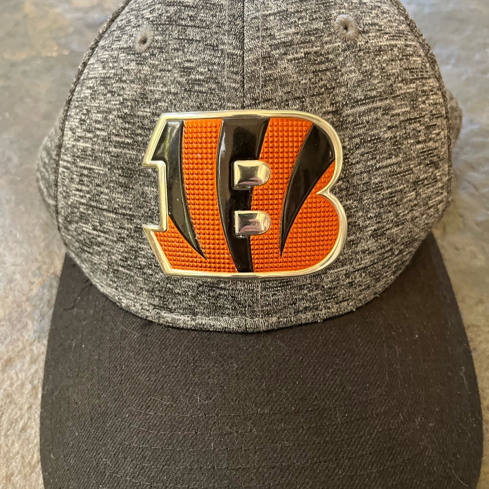NWOT NFL CINCINNATI  BENGALS HAT